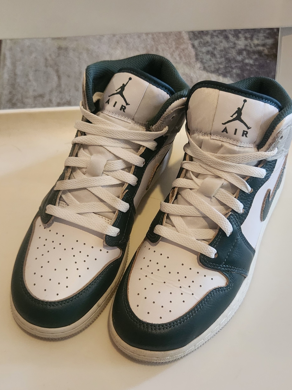 Nike Air Jordan 1 Low Men's Shoes - White & Dark Green